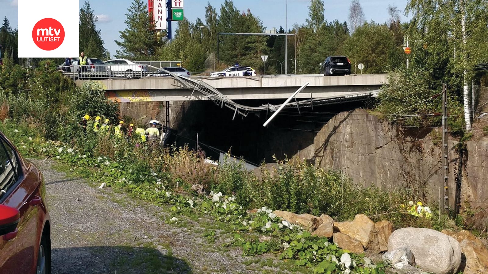 Silminnäkijät kuvailevat Kuopion bussiturmaa Bussi oli liikkunut