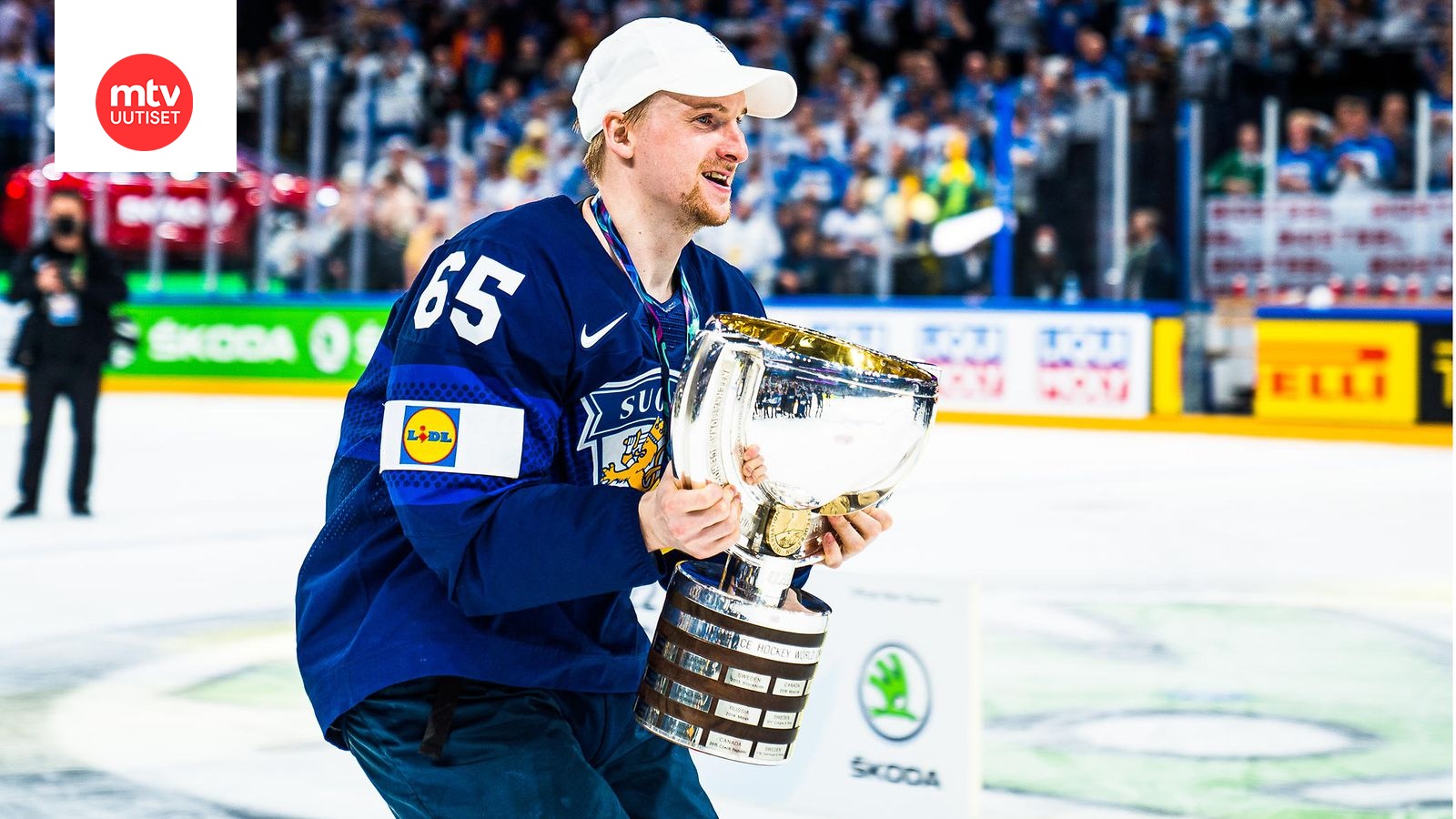 Kommentti Herätys NHL seurat Leijonien kultasankari Sakari Manninen