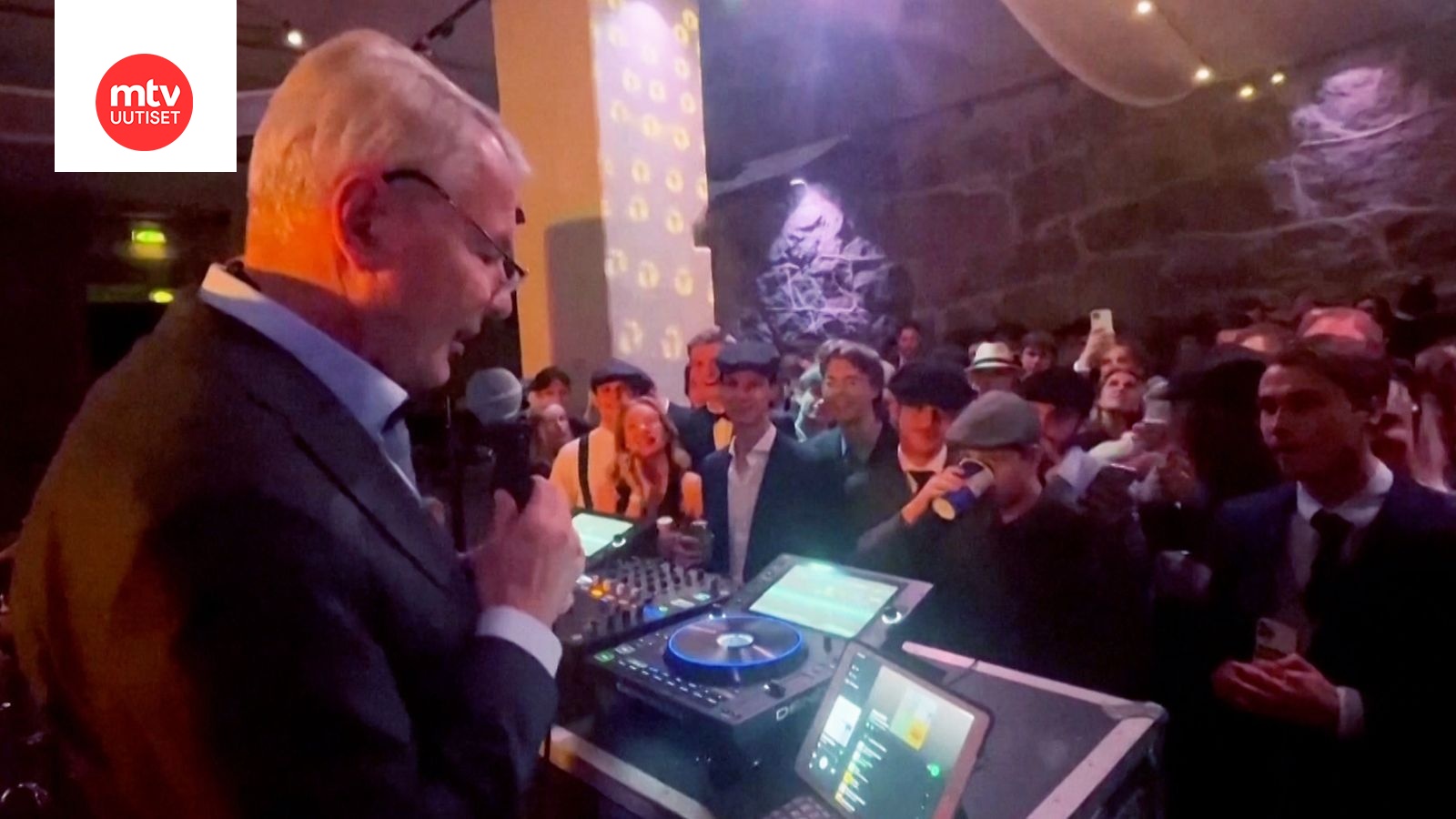 Dj Pekka Haavisto Villitsee Opiskelijatapahtumissa MTVuutiset Fi