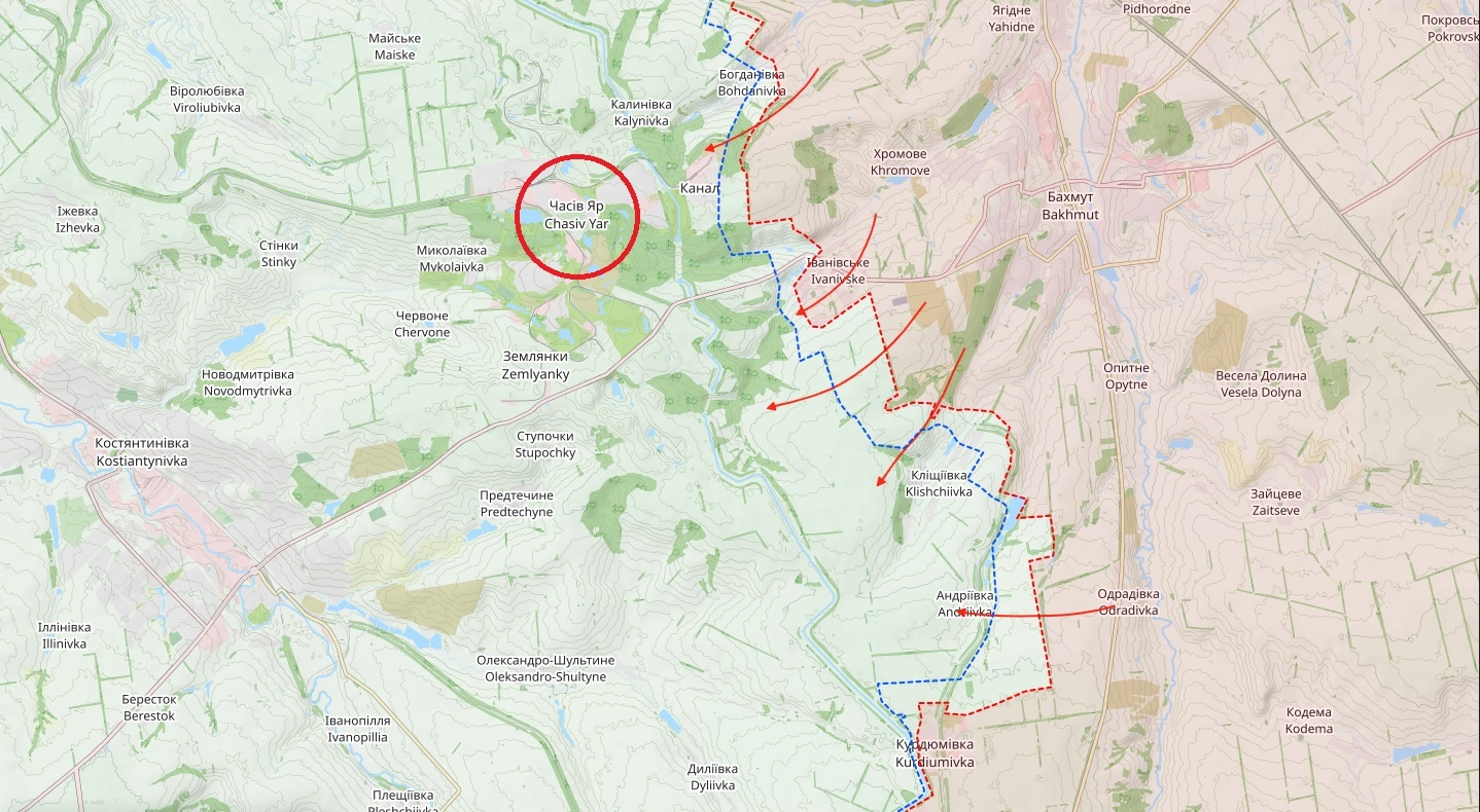 Ukrainan Donetskin alueen rintamatilanne. Punaiset nuolet ovat Venäjän hyökkäyksiä. Kartta: The War in Ukraine / Black Bird Group