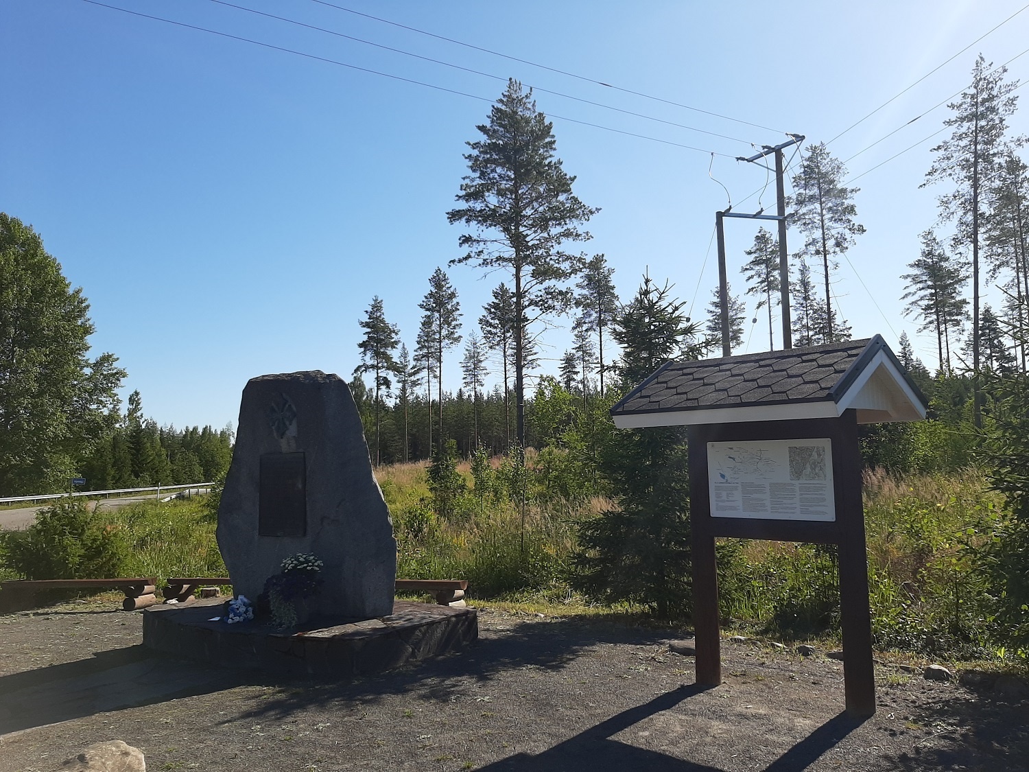 Pohjanmaalaisen 19. Divisioonan muistomerkki on vartioinut aluetta jo yli 30 vuotta.