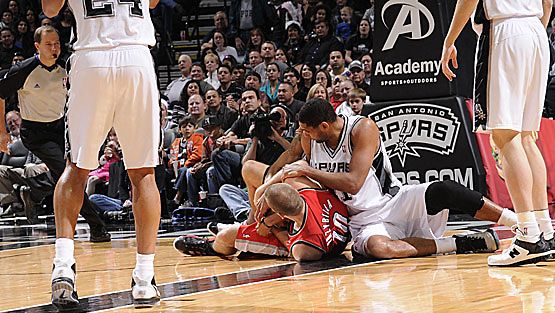 Spursin 20:s voitto oli Duncanin 1000:s NBA-peli 