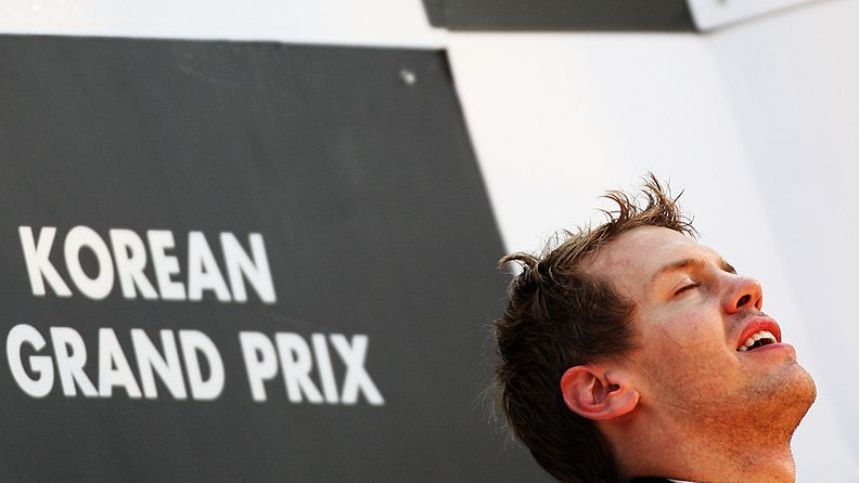 Sebastian Vettel Korean GP:n palkintopallilla
