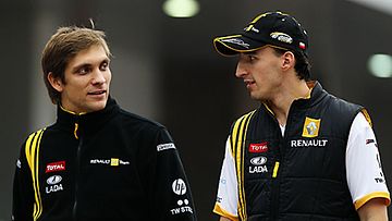 Renault-kuskit Vitali Petrov ja Robert Kubica. 