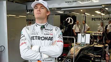 Nico Rosberg, kuva: EPA/KIMIMASA MAYAMA