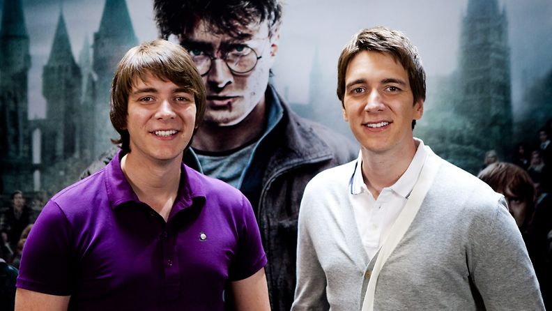 Harry Potter -tähdet James ja Oliver Phelps.