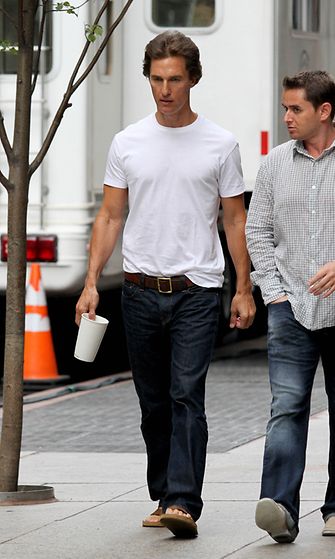 Matthew McConaughey The Wolf of Wall Street -elokuvan kuvauksissa. 
