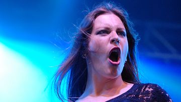 Nightwishin väliaikainen laulaja Floor Jansen.