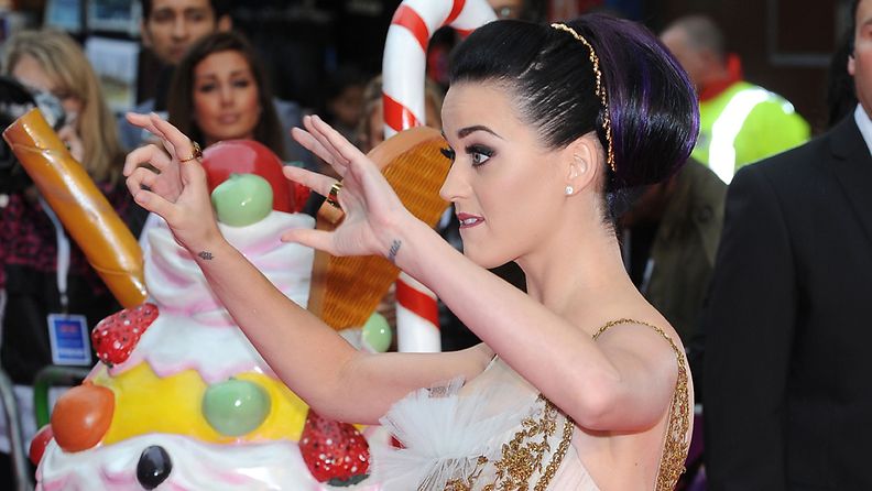 Katy Perry ihastutti ensi-illassa ballerinana.