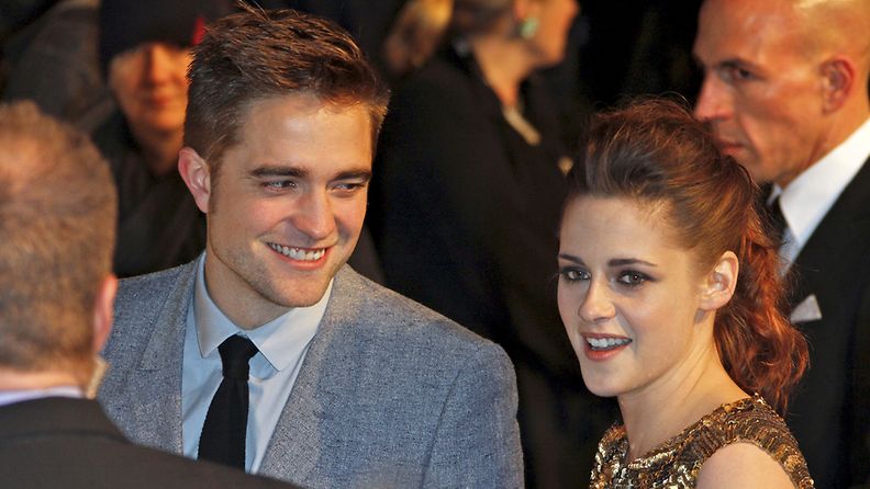 Kristen Stewart ja Robert Pattinson ovat jälleen onnellisia.