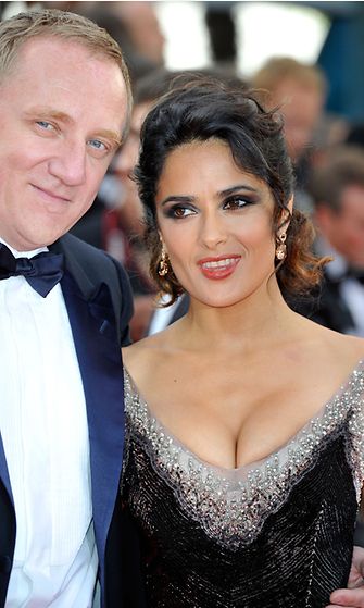 Salma Hayek miehensä François-Henri Pinaultin kanssa Cannesin elokuvajuhlilla. 