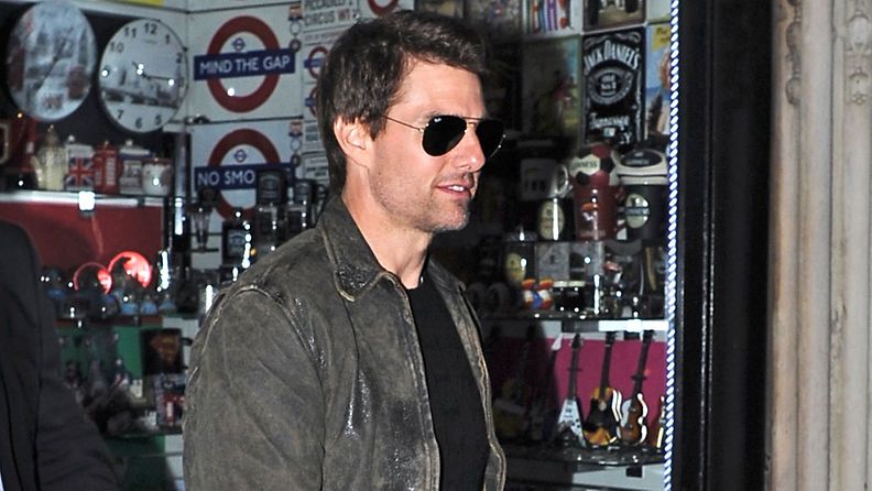 Tom Cruise piipahti lontoolaisessa yökerhossa.