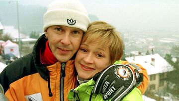 Matti Nykänen ja Sari Paanala vuonna 1997.