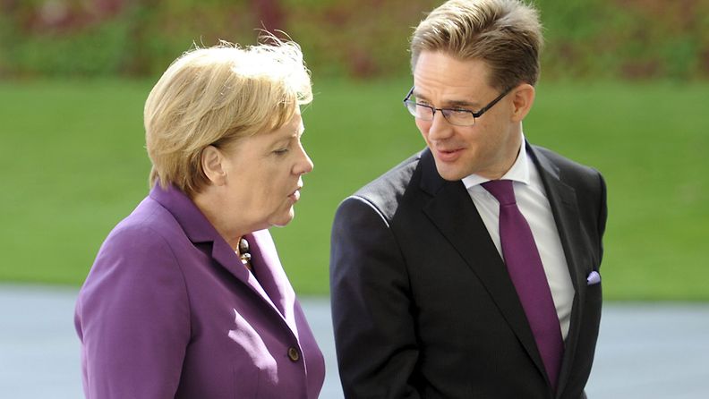 Angela Merkel ja Jyrki Katainen tietävät syksyn muotivärin.