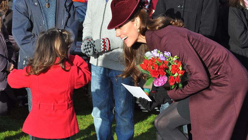 Cambridgen herttuatar Catherinen sai kukkia suomalaiselta Melissa Joynerlta.