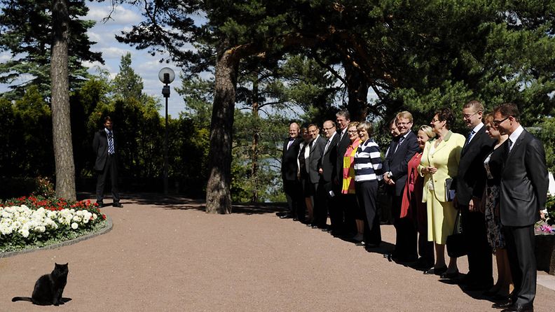 Tarja Halosen Miska-kisaa Kultarannassa ministereiden edessä kesällä 2010
