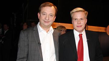 Hjallis Harkimo ja Diili-kisaaja Antti Seppinen. (Kuva: MTV Oy)