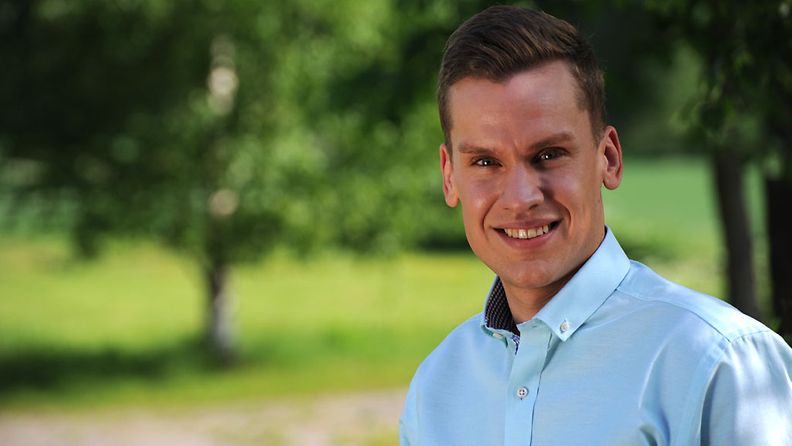 Koko Suomi leipoo -kilpailija Anders Wickström.