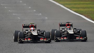 Räikkönen ohittaa Grosjeanin Koreassa