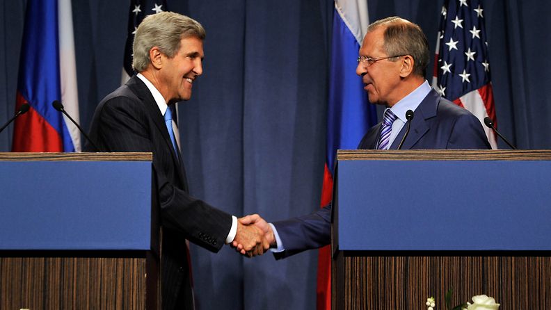 Yhdysvaltojen ja Venäjän ulkoministerit John Kerry ja Sergei Lavrov kertoivat päässeensä sopuun Syyrian asevalvonnasta.