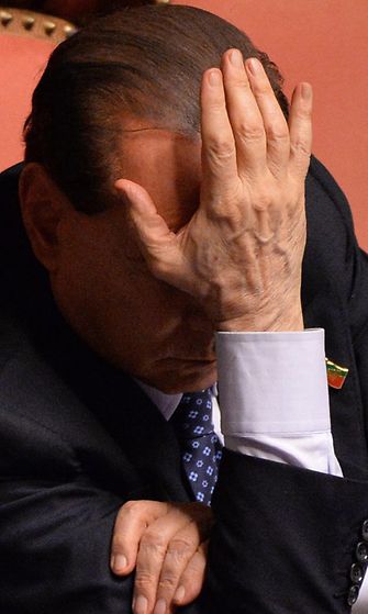 Silvio Berlusconi hallituksen kokouksessa 2. lokakuuta 2013. 