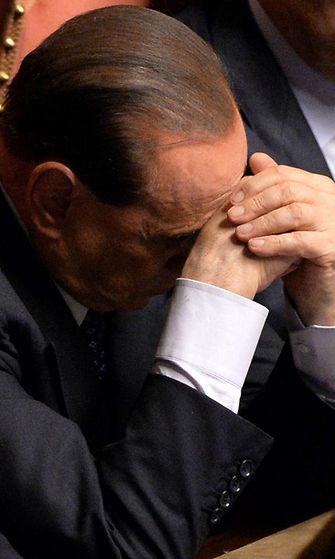 Silvio Berlusconi hallituksen kokouksessa 2. lokakuuta 2013. 