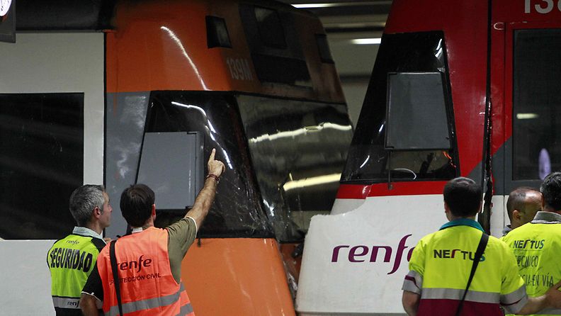 Juna törmäsi toisen perään Barcelonassa 20. syyskuuta 2013. Turmassa loukkaantui reilut parikymmentä ihmistä.