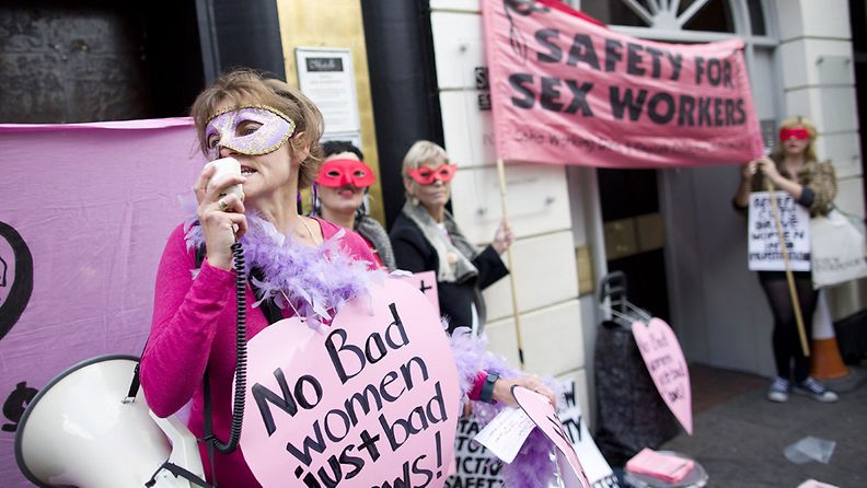 Seksityöläiset osoittivat mieltään häätöjä vastaan Lontoon Sohossa 9. lokakuuta 2013.