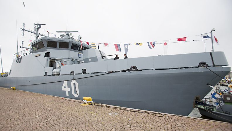 Katanpää miinantorjunta-alus Katajanokalla Helsingissä, jossa vietettiin merivoimien vuosipäivää 9. heinäkuuta 2012.