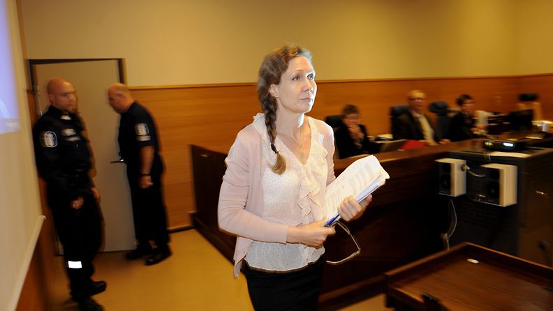 Anneli Auer Satakunnan käräjäoikeudessa Porissa torstaina 5. syyskuuta 2013. Torstaina Auer-oikeudenkäynnissä kuullaan syyttäjän edellisenä viikolla nimeämää yllätystodistajaa