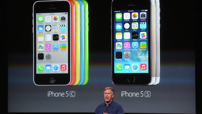 Apple esitteli tiistai-iltana kaksi uutta iPhone-mallia. Esittelijänä Phil Schiller. 