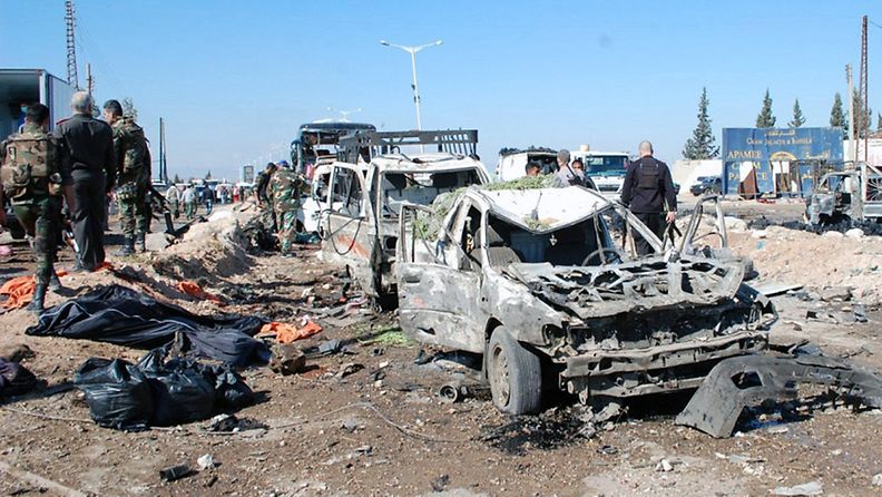 Itsemurhaisku teki tuhoa armeijan valvontapisteellä Haman kaupungissa Syyriassa.