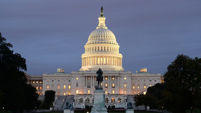 Yhdysvaltojen Capitol-hallintorakennus.