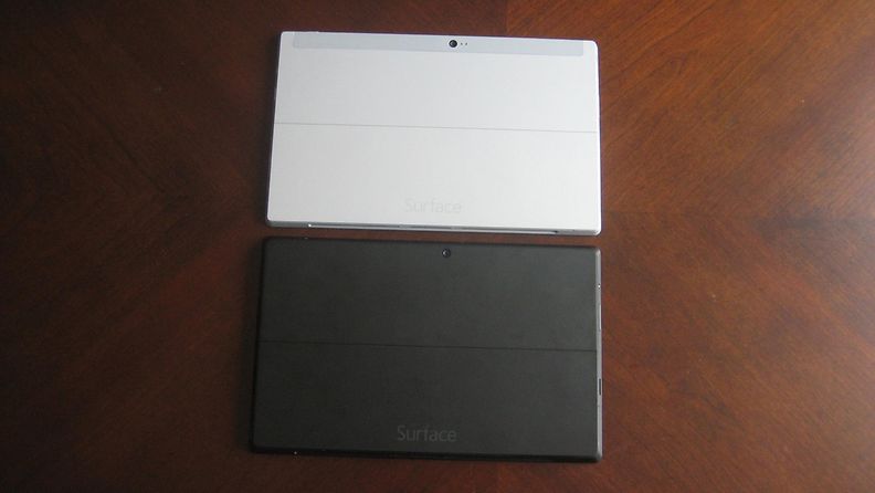 Surface Pro 2 (alempi) ja Surface 2