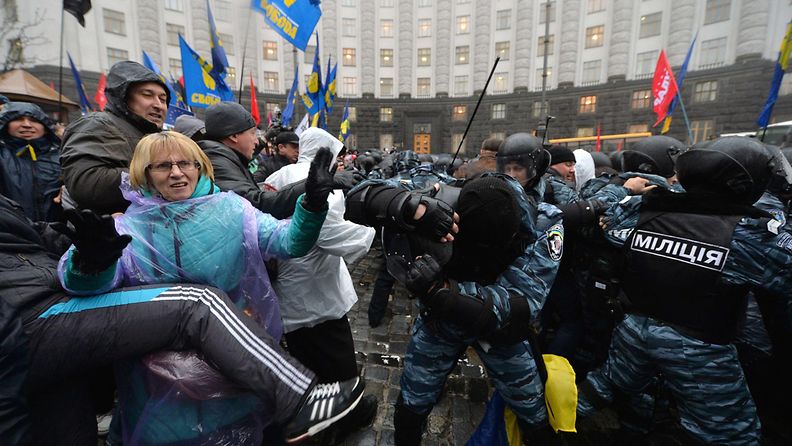 Ukraina, mielenosoitus, EU, sopimus