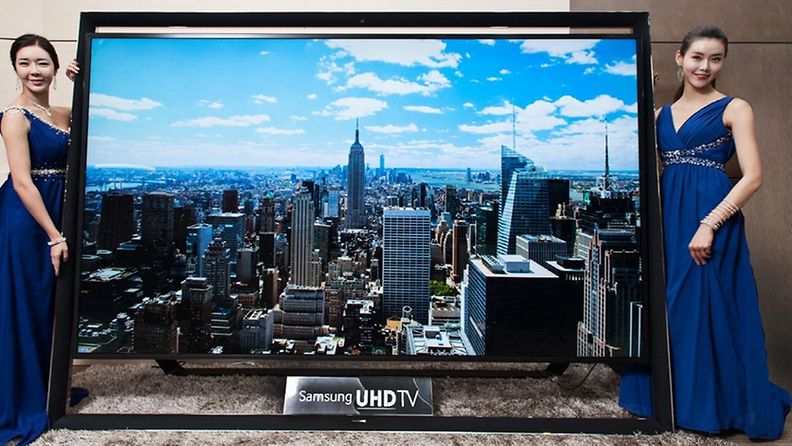 Samsungin 110-tuumainen UHD-televisio