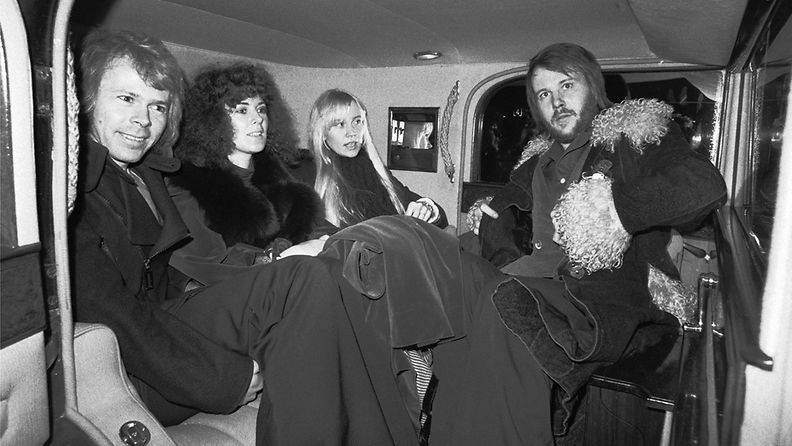 ABBA Helsingissä 1975: Björn Ulvaeus (vas.), Annifrid Lyngstad, Agneta Fältskog ja Benny Andersson. 