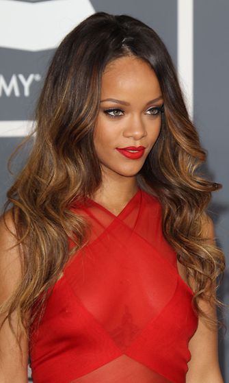 Rihanna Grammy Awards -gaalassa 2013. 