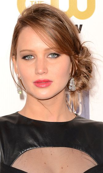 10.1.2013: Jennifer Lawrence Critics' Choice Movie Awards -gaalassa.