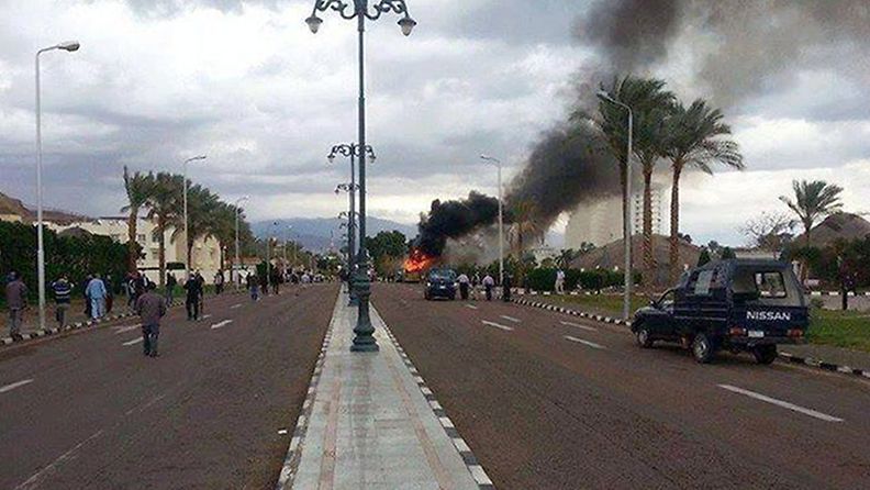 Turistibussiin tehtiin pommi-isku Siinaissa Egyptissä 16. helmikuuta 2014.