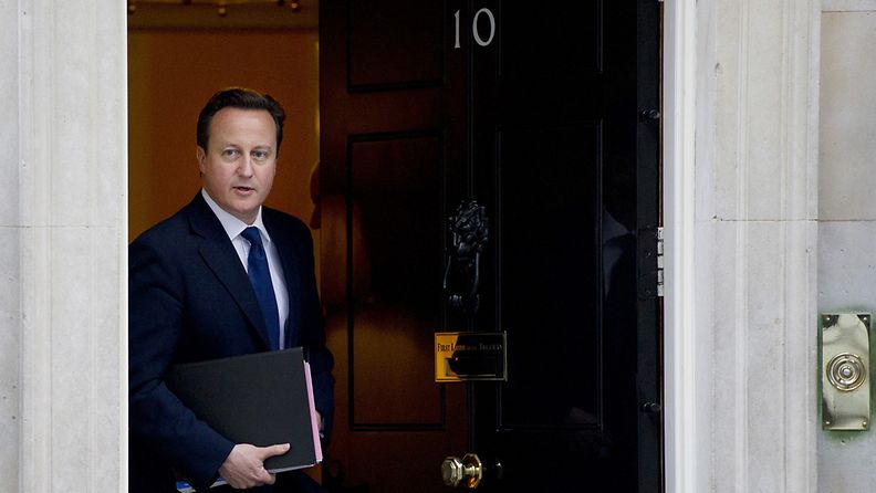 Britannian pääministeri David Cameron kommentoi mediaselvitystä heti tuoreeltaan.