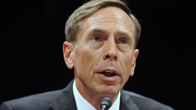 Yhdysvaltain salaisen palvelun CIA:n johtaja David Petraeus eroaa tehtävästään.