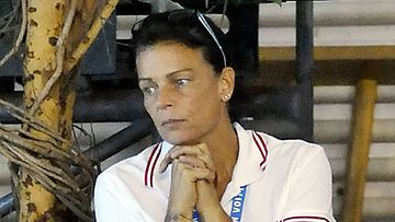 Monacon prinsessa Stephanie seurasi tyttärensä Pauline Ducruet'n uimahyppykilpailua EM-kisoissa Helsingissä 10.7.2010. (LEHTIKUVA)