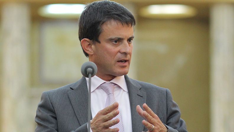 Ranskan sisäministeri Manuel Valls sanoi launtaina, että kaikkea vastakiihotusta vastaan on taisteltava rajusti. Kuvan on Vallsin Romanian vierailulta 12. syyskuuta. 