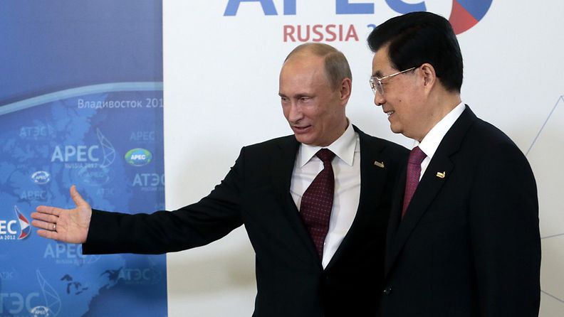 Venäjän presidentti Vladimir Putin ja Kiinan presidentti Hu Jintao APEC-maiden kokouksessa.