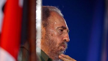 Fidel Castro väistyy