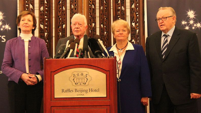 Pohjois-Koreassa vieraillut avustus- ja rauhanryhmä: Jimmy Carter, Martti Ahtisaari, Mary Robinson ja Gro Brundtland.