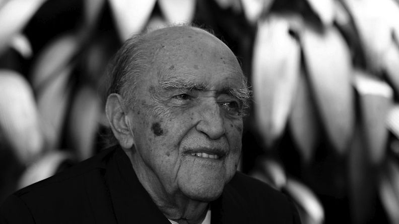 Oscar Niemeyer kuvattuna hänen 100-vuotispäivillään 15.12.2007 