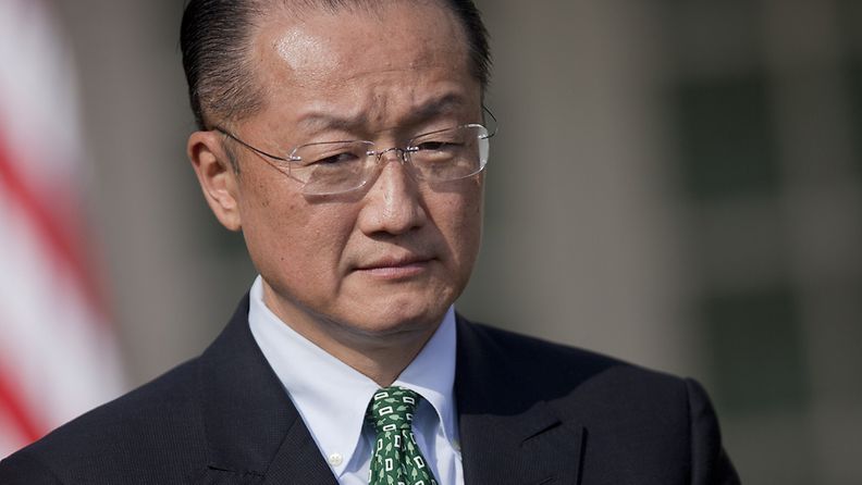 Maailmanpankin uudeksi pääjohtajaksi valittaneen korealaissyntyinen Jim Yong Kim. Hän on yhdysvaltalaisen Darthmouth College -yliopiston johtaja.