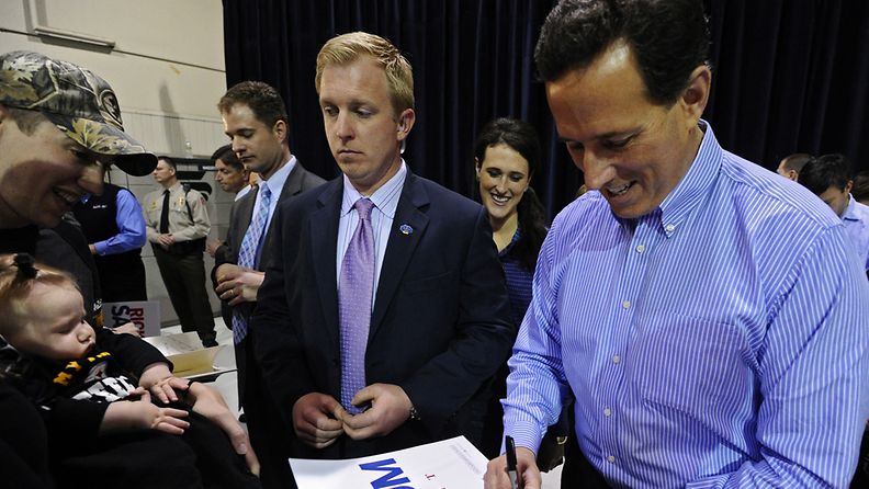 Rick Santorum vei voiton syvässä etelässä. 